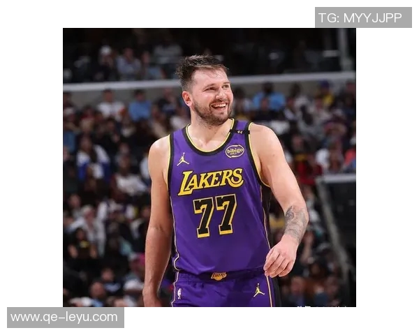 杨毅点评东契奇加盟湖人对詹姆斯地位的影响与老将发言权问题